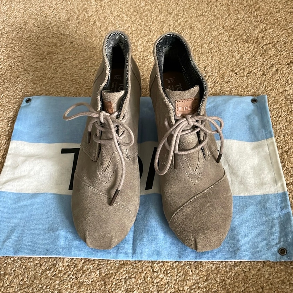 Toms Desert Wedge Bootie